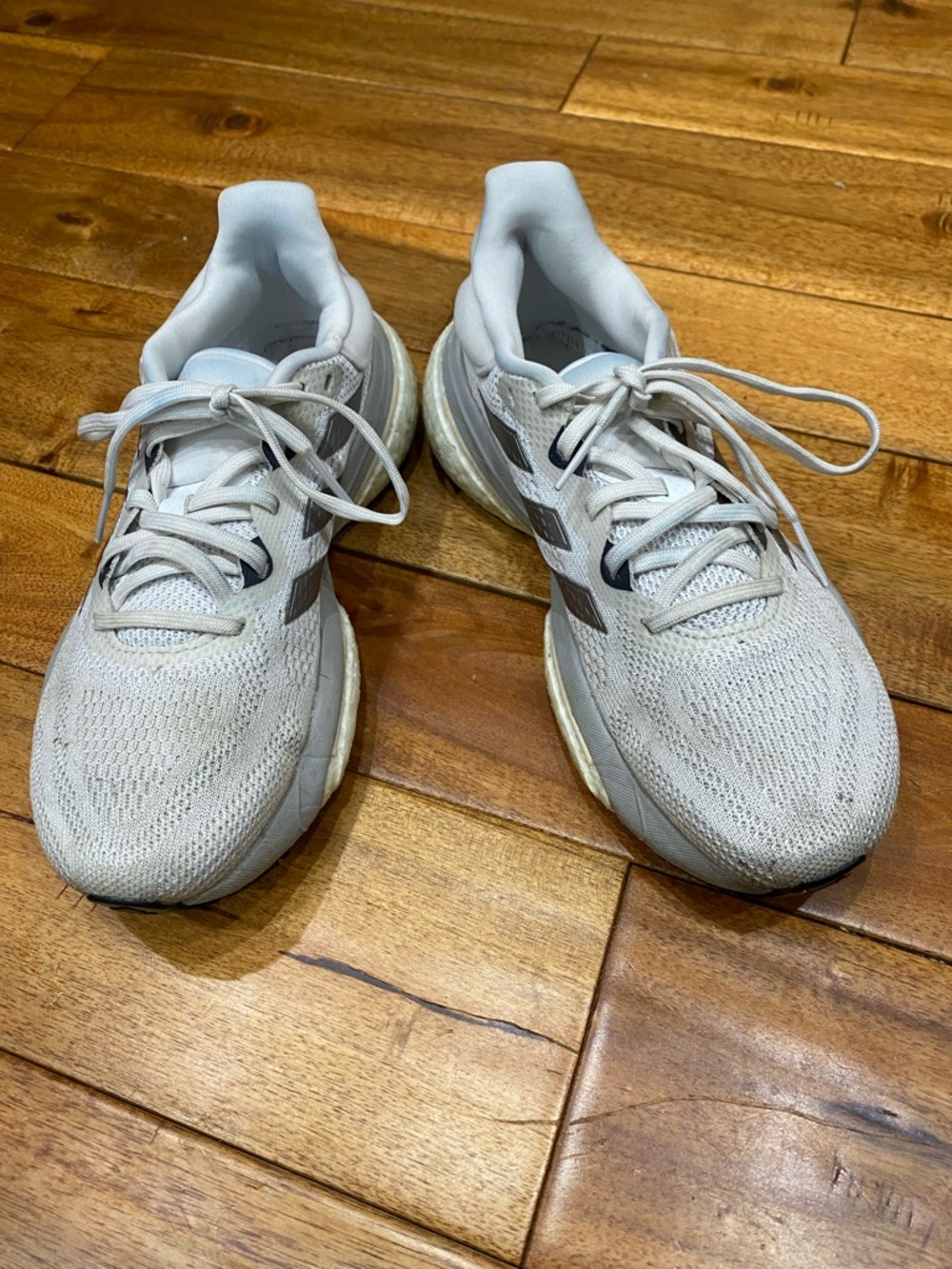 adidas Women's White and Gray Running Sneakers